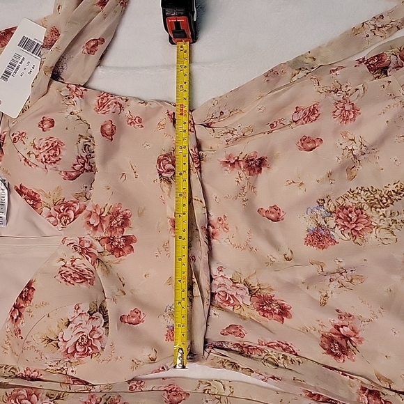 Floral dress! - Picture 8 of 14